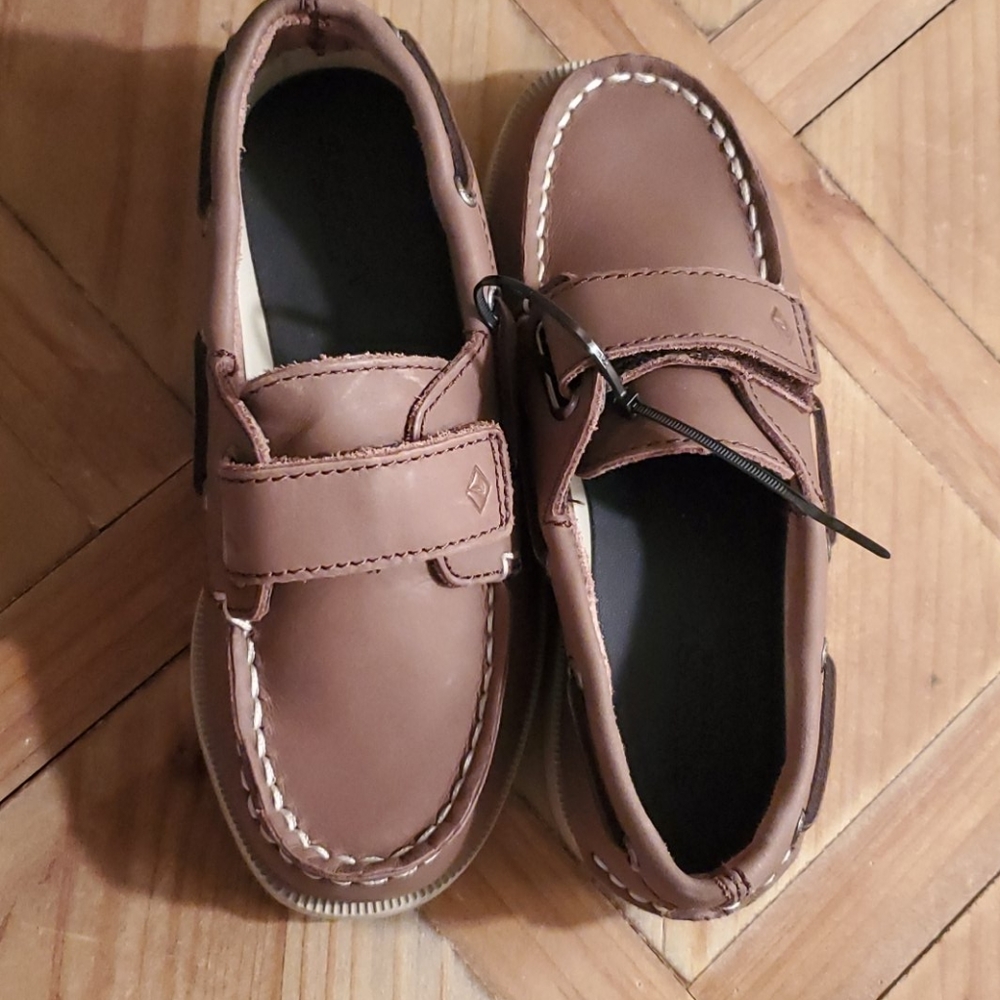 NWT Sperry Leather Moccasin
